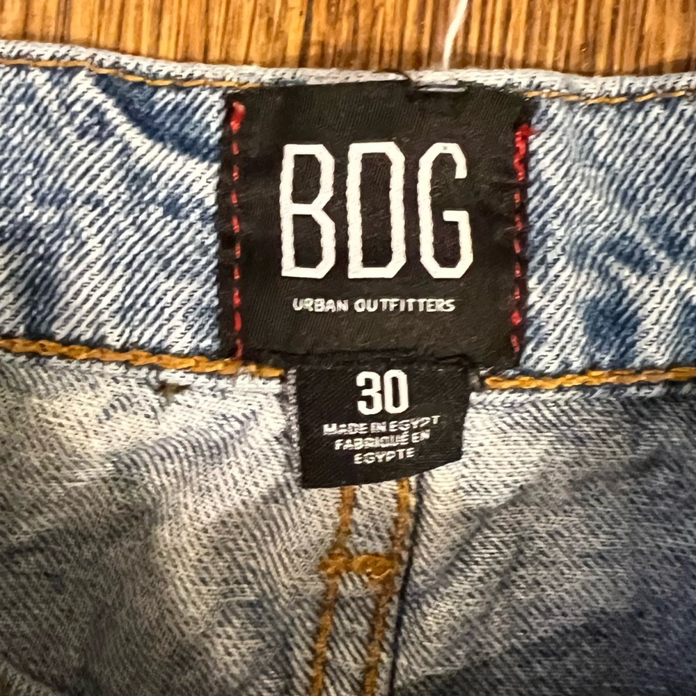 BDG Faded Blue Frayed Hem Jean Shorts - Picture 3 of 6